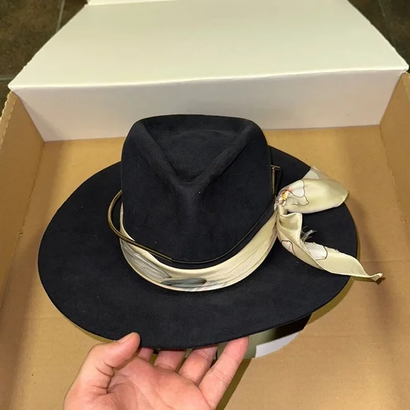 Teressa Foglia blue flat brim 100x beaver fur felt hat fedora 7 56 Nick Fouquet 21 – Nick Fouquet main image 3